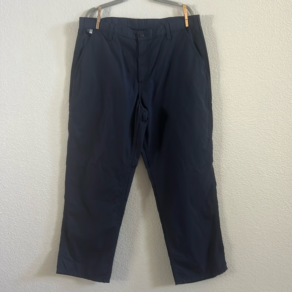 Carhartt Men’s Navy NFPA 2112 Compliant Work Pants. Size 38x30